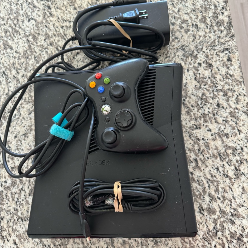 XBOX 360-Black